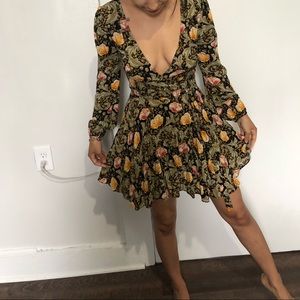 SOLD - Beautiful dress from Urban Outfitters